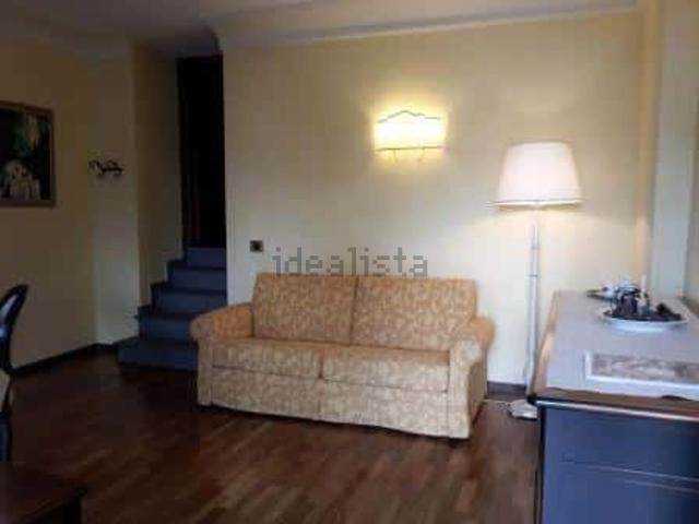 Appartamento in affitto di 75 m² in Frazione Izzalini, 16