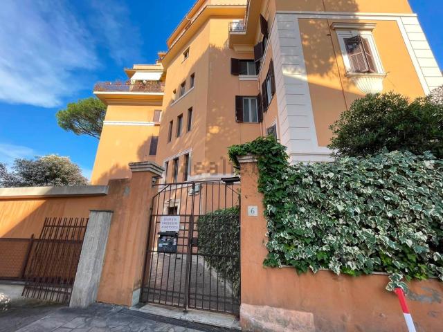 Appartamento in affitto di 75 m² in Piazza Teodosio, 6