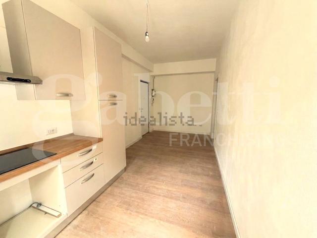 Appartamento in affitto di 75 m² in Piazza Imperatore Tito, 4