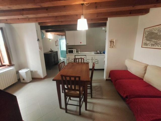 Appartamento in affitto di 75 m² in Sestiere Dorsoduro, 3411