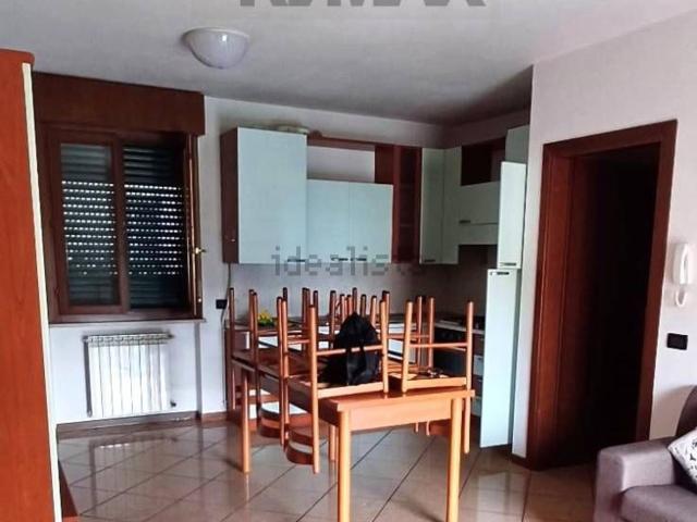 Appartamento in affitto di 75 m² in Via V. Cepari, 4