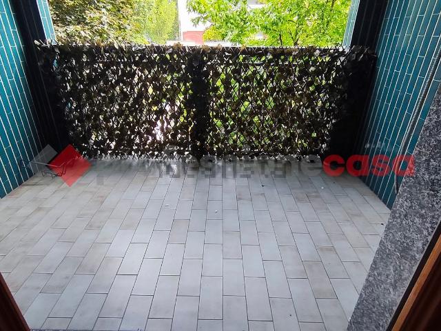 Appartamento in affitto di 75 m² in Via Valtellina, 32