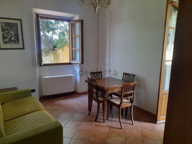 Appartamento in affitto di 75 m² in Via Vittorio Veneto