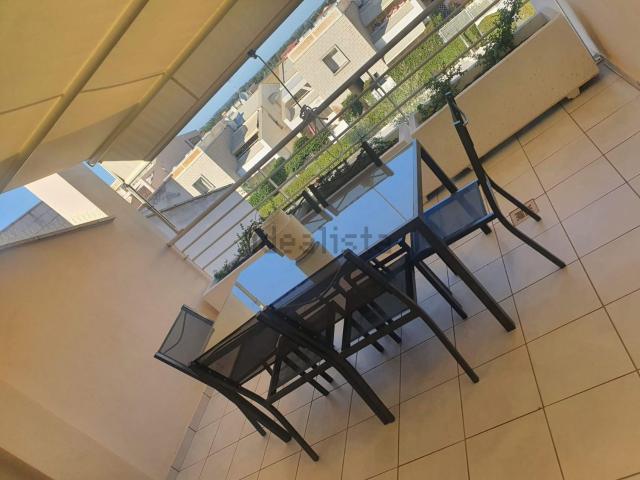 Appartamento in affitto di 75 m² in Via Agropoli