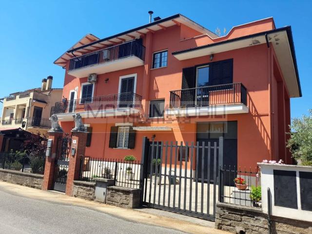 Appartamento in affitto di 75 m² in Via Ancona, 5