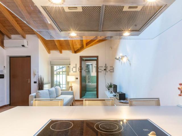 Appartamento in affitto di 75 m² in Via Andrea Maria Ampère, 122