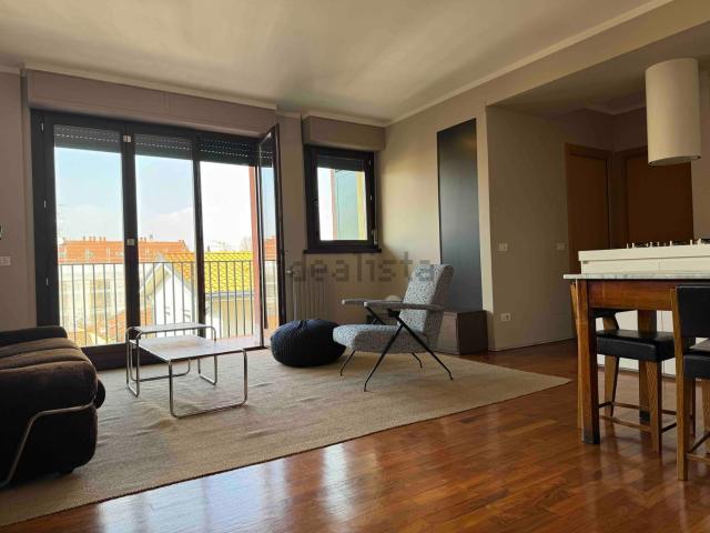 Appartamento in affitto di 75 m² in Via Andrea Ponti, 5
