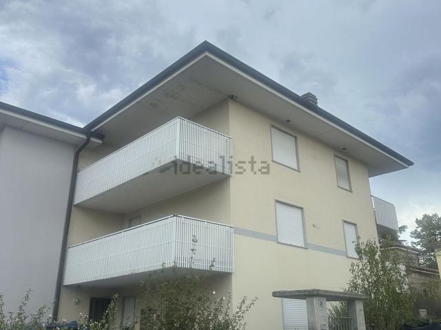 Appartamento in affitto di 75 m² in Via Aquileia