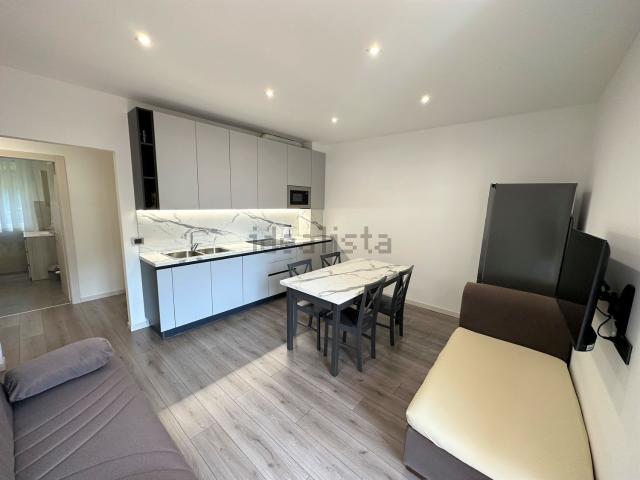 Appartamento in affitto di 75 m² in Via Barberini Giovanni Battista, 23