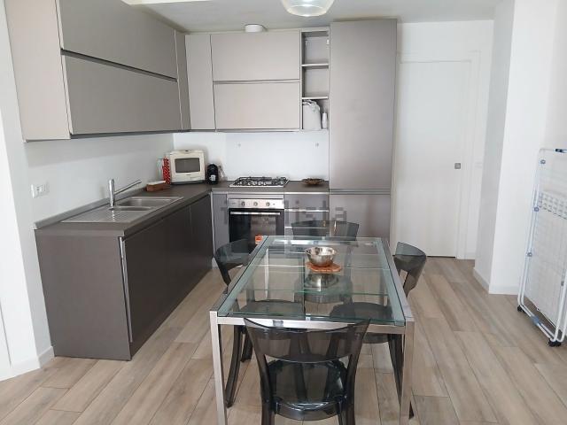Appartamento in affitto di 75 m² in Via Calabria