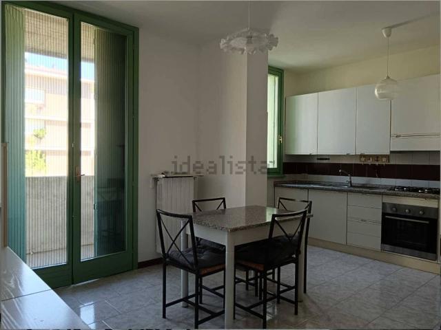Appartamento in affitto di 75 m² in Via Cornelio Ghiretti