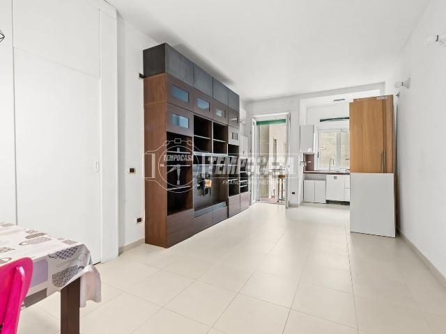 Appartamento in affitto di 75 m² in Via dei Contarini, 7