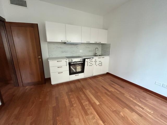 Appartamento in affitto di 75 m² in Via dei Borromeo