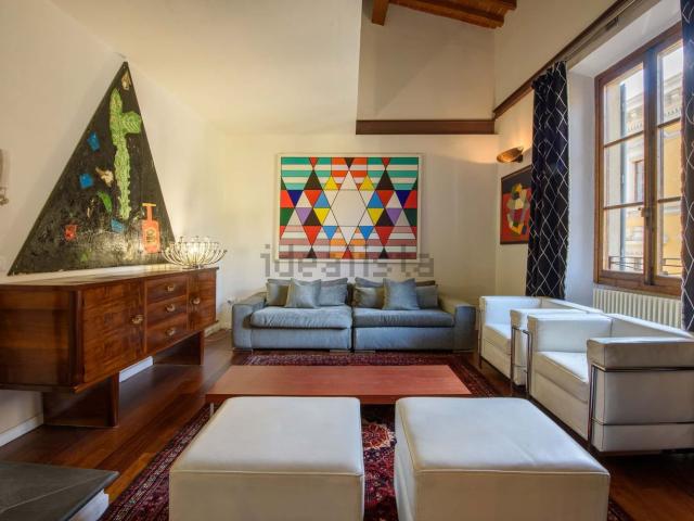 Appartamento in affitto di 75 m² in Via dei Pecori, 10