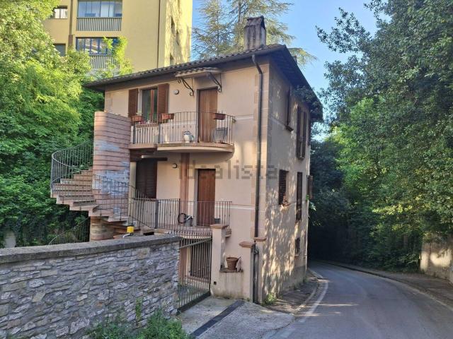 Appartamento in affitto di 75 m² in Via del Cavallaccio, 8