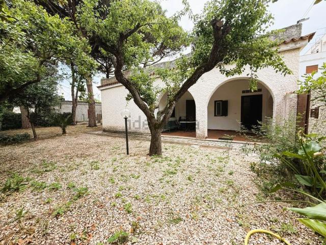 Appartamento in affitto di 75 m² in Via delle Rose, 5