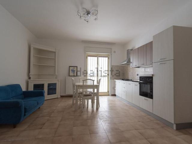 Appartamento in affitto di 75 m² in Via Domenico di Chito, 16