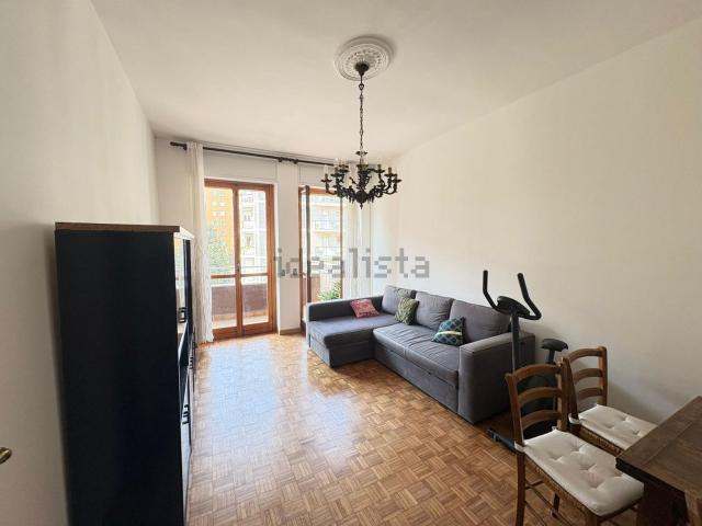 Appartamento in affitto di 75 m² in Via Durazzo, 5