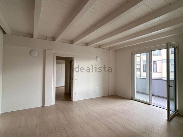 Appartamento in affitto di 75 m² in Via Emilio Bardini, 48