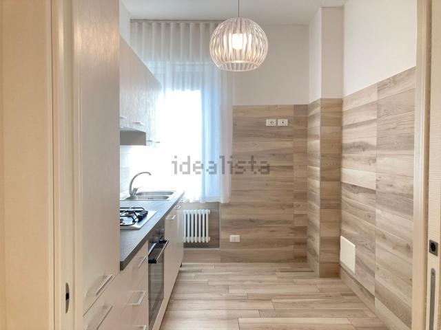 Appartamento in affitto di 75 m² in Via G. B. Verci