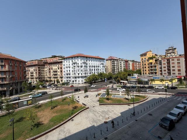 Appartamento in affitto di 75 m² in Via Giorgio Washington, 107