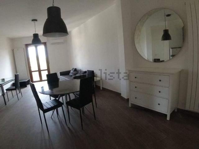 Appartamento in affitto di 75 m² in Via Liguria, 56124