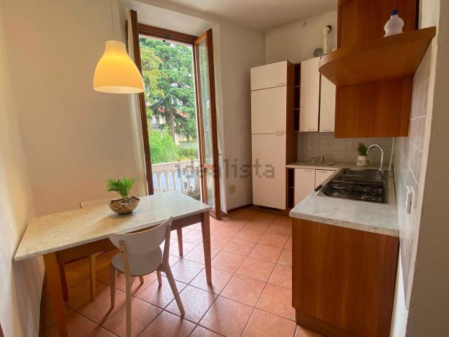 Appartamento in affitto di 75 m² in Via Luciano Manara, 12