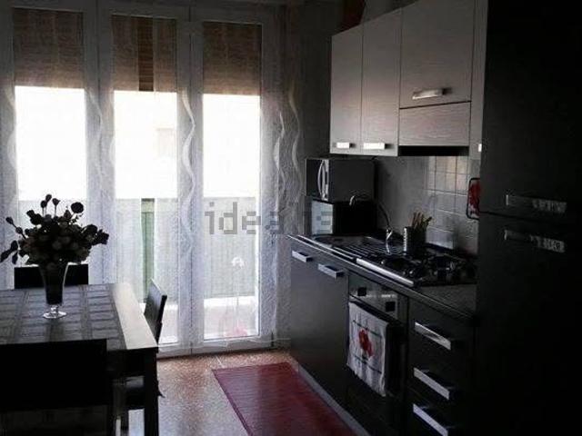 Appartamento in affitto di 75 m² in Via Luigi Vestri