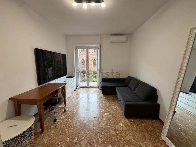 Appartamento in affitto di 75 m² in Via Luigi Settembrini