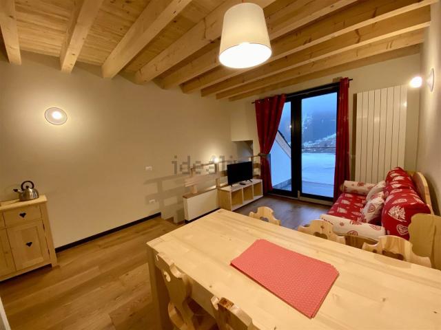 Appartamento in affitto di 75 m² in Via Magri