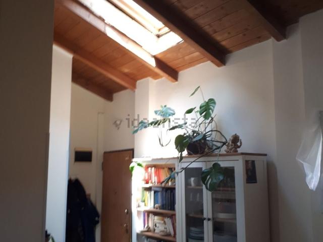 Appartamento in affitto di 75 m² in Via Mirasole