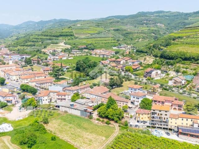 Appartamento in affitto di 75 m² in Via Molini Zai, 14