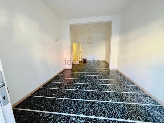 Appartamento in affitto di 75 m² in Via Nino Bixio
