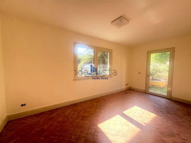 Appartamento in affitto di 75 m² in Via Santa Sofia
