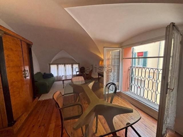 Appartamento in affitto di 75 m² in Via San Simone