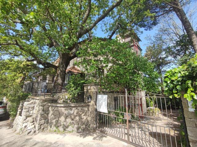 Appartamento in affitto di 75 m² in Via Selva Ferentina, 9
