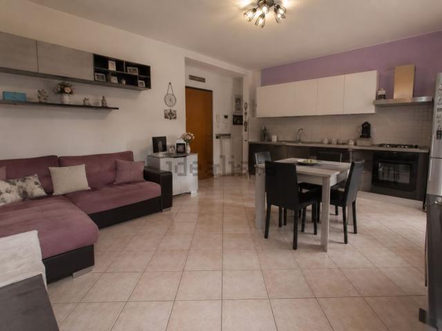Appartamento in affitto di 75 m² in Via Settembrini