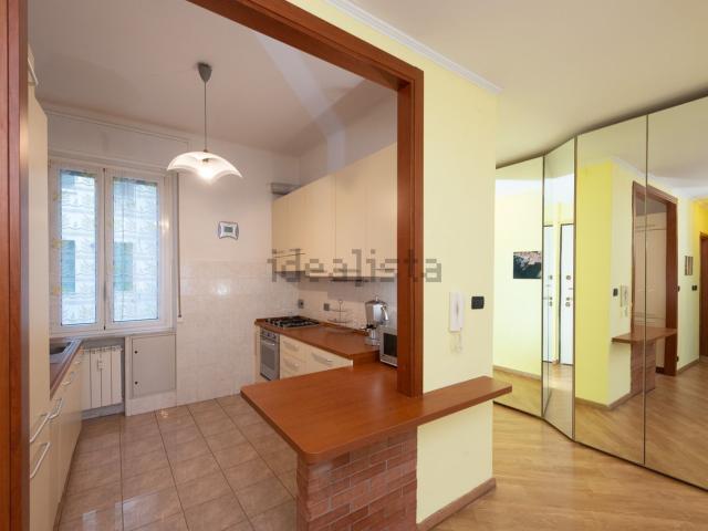 Appartamento in affitto di 75 m² in Via Sinibaldo Scorza, 1