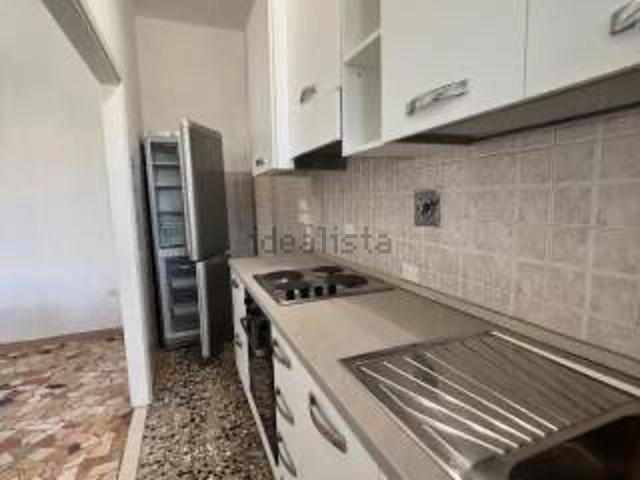 Appartamento in affitto di 75 m² in Via Silvio Pellico