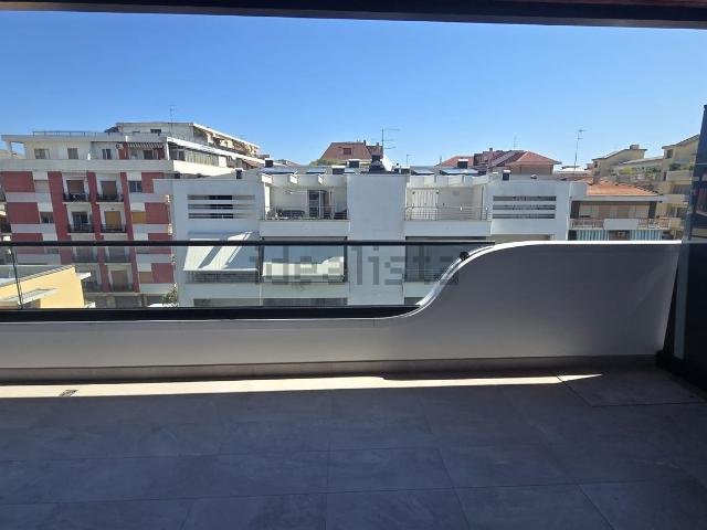 Appartamento in affitto di 75 m² in Viale G. Marconi, 231