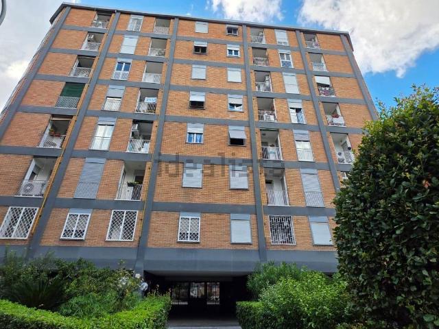 Appartamento in affitto di 75 m² in Viale Prospero Colonna, 15