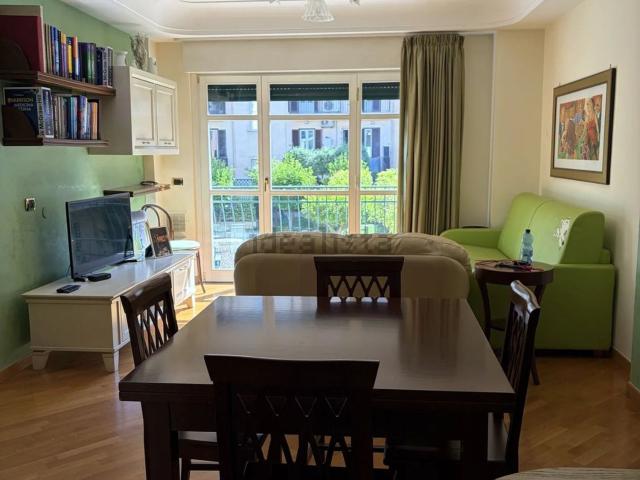 Appartamento in affitto di 75 m² in Viale Regina Margherita, 77
