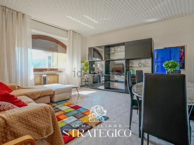 Appartamento in affitto di 76 m² in Via al Campeggio, 1