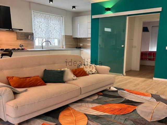Appartamento in affitto di 76 m² in Via Demonte, 4