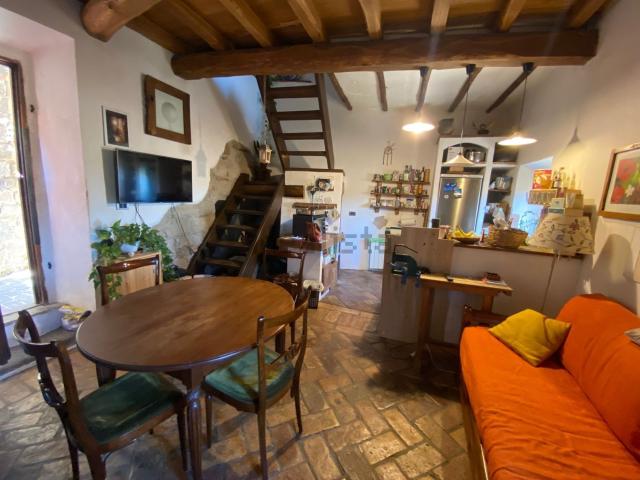 Appartamento in affitto di 76 m² in Via del moscione
