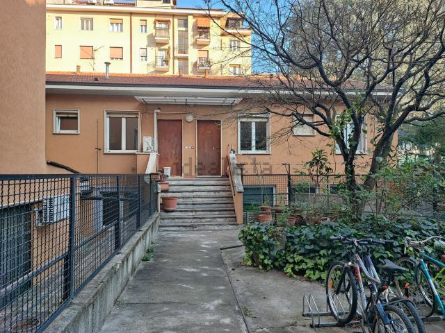 Appartamento in affitto di 76 m² in Via Don Ernesto Vercesi, 13