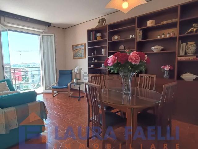 Appartamento in affitto di 76 m² in Via Palmanova, 58