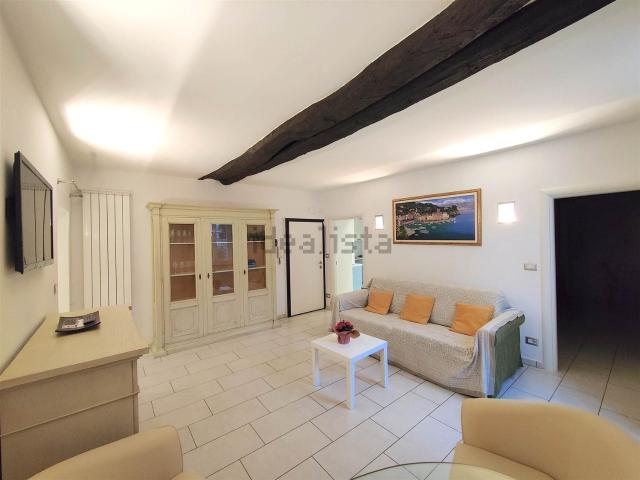 Appartamento in affitto di 78 m² in Salita Montebello, 1