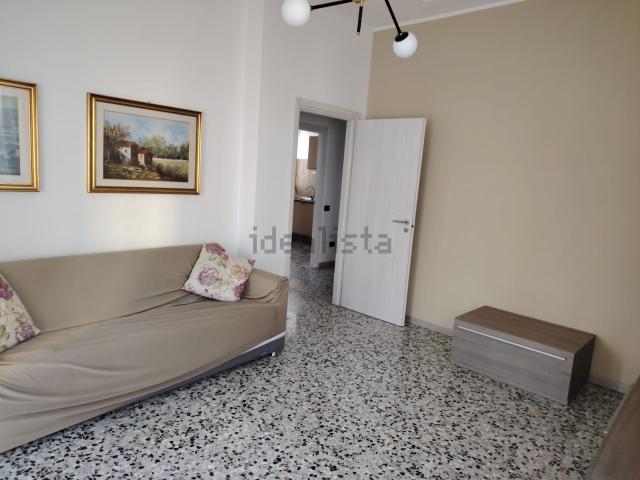 Appartamento in affitto di 78 m² in Via Ugo Foscolo, 26