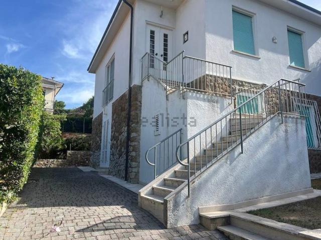 Appartamento in affitto di 78 m² in Via Ugo la Malfa, 12
